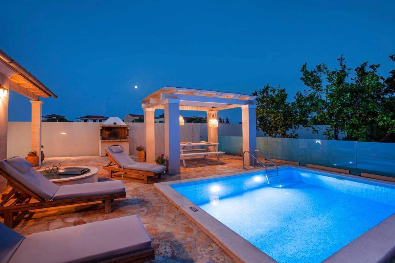 Ninos Corfu Villas Агиос-Георгиос Экстерьер фото